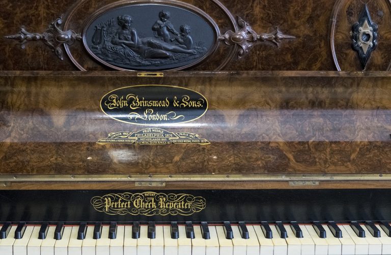 Restauration de pianos anciens